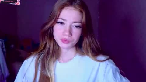 Angel online show from November 2025 03:44:02 PM