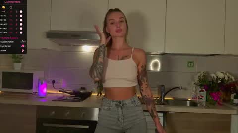 MagicLove online show from September 2025 02:38:02 PM