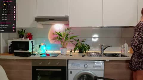 MagicLove online show from November 2025 07:55:02 AM