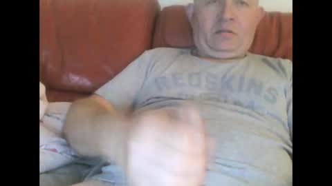 Snapshot of magicman250 chatting on September 2025 05:28:02 AM magicman250 online show from September 2025 05:28:02 AM