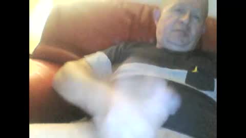 Snapshot of magicman250 chatting on October 2025 04:54:01 AM magicman250 online show from October 2025 04:54:01 AM