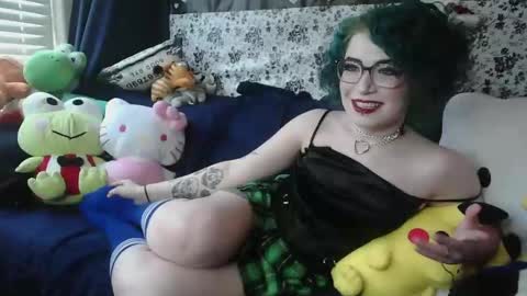 Snapshot of magicmirandamtg chatting on June 2026 12:00:02 AM Miranda online show from June 2026 12:00:02 AM