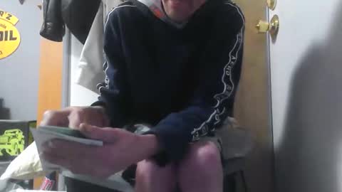 Snapshot of magicstick8049 chatting on April 2026 11:32:01 AM magicstick8049 online show from April 2026 11:32:01 AM