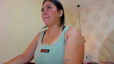 magievans1 online show from September 2025 02:33:02 AM