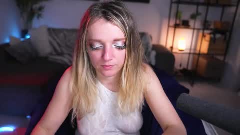 Ami online show from February 2025 05:15:01 PM