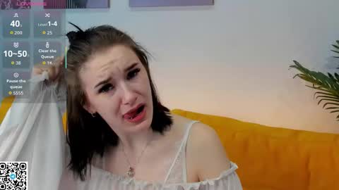 Snapshot of magnetic_maya chatting on January 2026 04:39:02 AM Ronnie online show from January 2026 04:39:02 AM