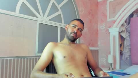 Magnus Alejo online show from November 2025 11:21:01 AM