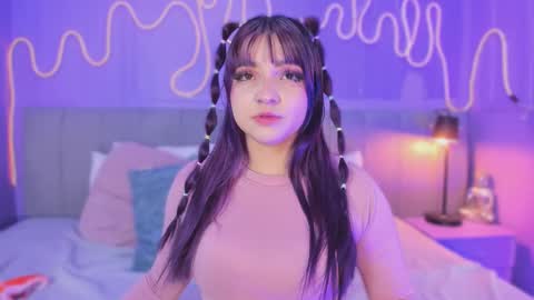 Mai online show from October 2025 01:01:01 PM