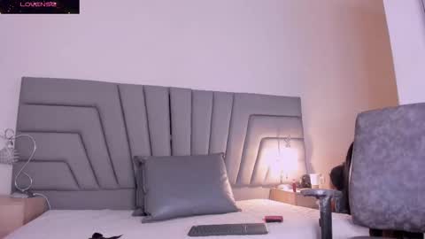 maia_520 online show from March 2026 04:24:02 PM