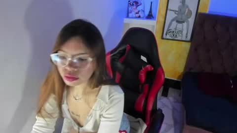 Snapshot of maia_blaze chatting on June 2026 12:46:02 PM Maia online show from June 2026 12:46:02 PM