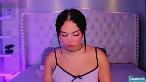 Snapshot of maia_hotts chatting on July 2026 08:15:02 PM CamiiGarcia online show from July 2026 08:15:02 PM