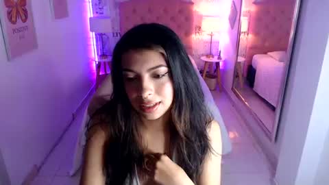Maia Reficco online show from June 2026 12:55:02 PM