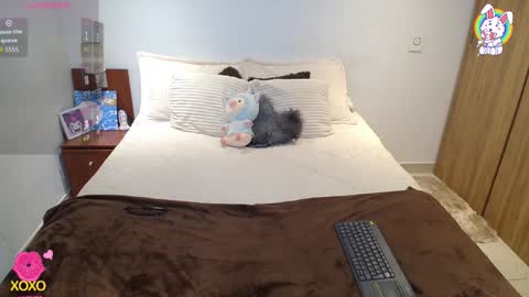    t  online show from October 2025 01:08:02 AM