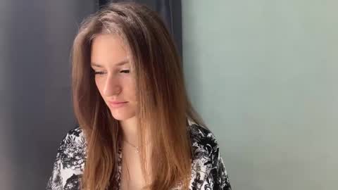 M I A online show from April 2026 08:28:02 AM