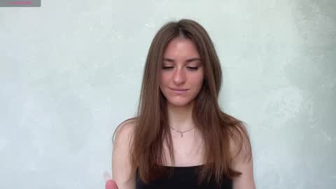 Snapshot of maiabarthe chatting on May 2026 08:10:02 AM M I A online show from May 2026 08:10:02 AM