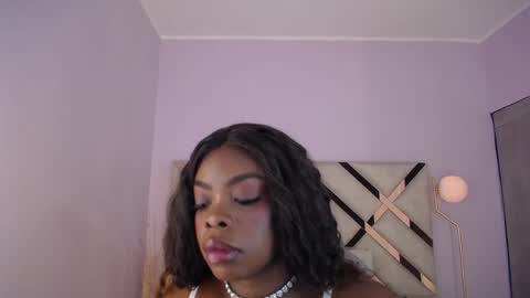 Snapshot of maiacharris_ chatting on May 2026 12:43:01 PM Maia Charris online show from May 2026 12:43:01 PM