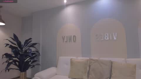  Maia  online show from February 2026 06:17:02 PM