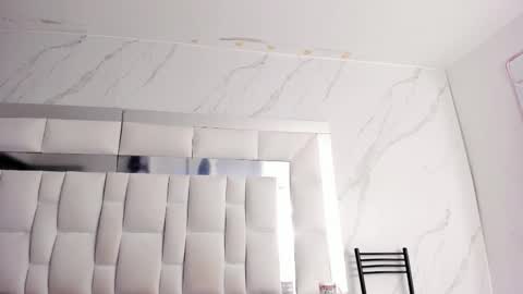 Maia  online show from January 2026 12:00:01 PM