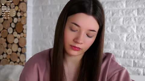 Lucy online show from October 2025 01:23:01 AM