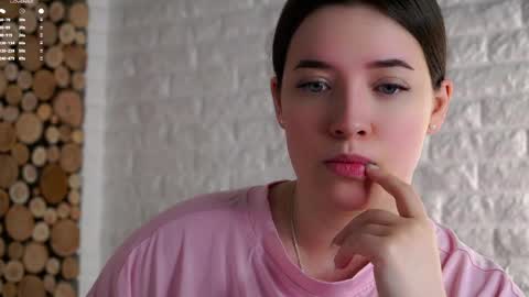 Lucy online show from April 2026 02:09:01 AM