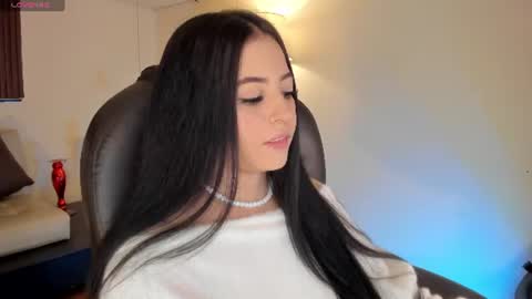 Snapshot of maiiitee_ chatting on July 2026 01:35:02 PM Mait online show from July 2026 01:35:02 PM