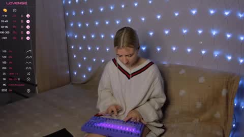 Your kitty online show from February 2025 03:54:01 PM