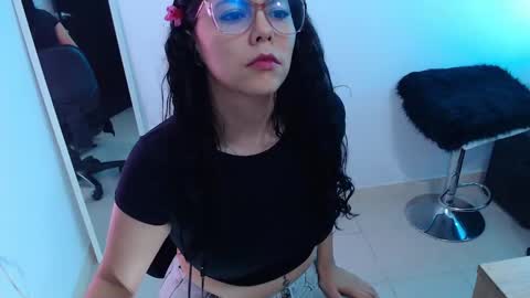 Snapshot of mailywindsor chatting on March 2025 09:00:02 PM Maily online show from March 2025 09:00:02 PM