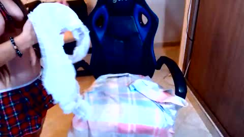 MAIRA online show from October 2025 04:02:02 AM