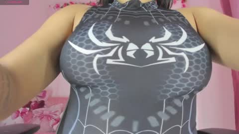    online show from May 2026 04:40:01 AM
