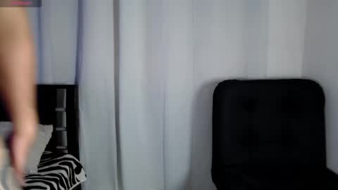 Snapshot of maison_xmed chatting on March 2026 10:04:01 PM maison_xmed online show from March 2026 10:04:01 PM