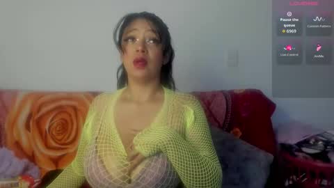 Snapshot of maitte_love chatting on March 2026 08:30:01 AM maitte_love online show from March 2026 08:30:01 AM