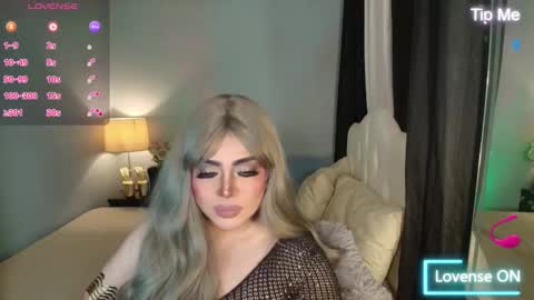 Snapshot of majestydannaxx chatting on November 2025 05:17:01 AM majestydannaxx online show from November 2025 05:17:01 AM