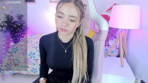 Majo online show from December 2024 10:44:02 PM