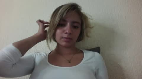 majo_gomezz online show from February 2026 12:04:02 AM