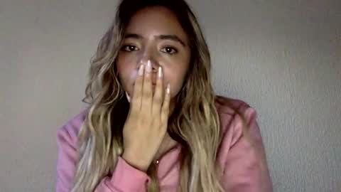 majo_gomezz online show from April 2026 10:40:02 PM