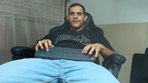 Snapshot of make_manson chatting on September 2025 07:38:01 PM Make online show from September 2025 07:38:01 PM