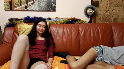 Snapshot of make_me_feel chatting on December 2024 08:26:02 PM Lena Ian online show from December 2024 08:26:02 PM