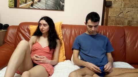 Snapshot of make_me_feel chatting on January 2025 03:07:01 PM Lena Ian online show from January 2025 03:07:01 PM