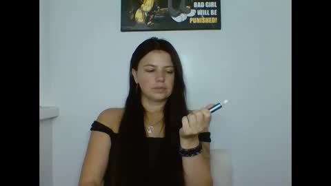 make_mesmile online show from September 2025 06:08:02 PM