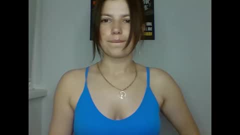 Snapshot of make_mesmile chatting on May 2026 06:27:02 PM make_mesmile online show from May 2026 06:27:02 PM