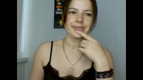 Snapshot of make_mesmile chatting on May 2026 06:32:02 AM make_mesmile online show from May 2026 06:32:02 AM