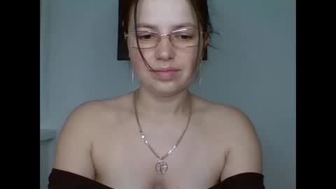 Snapshot of make_mesmile chatting on May 2026 06:38:02 PM make_mesmile online show from May 2026 06:38:02 PM