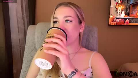 maksisisia online show from December 2025 01:08:01 PM