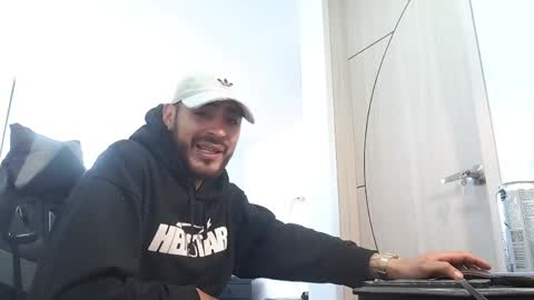 Snapshot of malek_xarx chatting on May 2026 03:31:01 PM malek_xarx online show from May 2026 03:31:01 PM