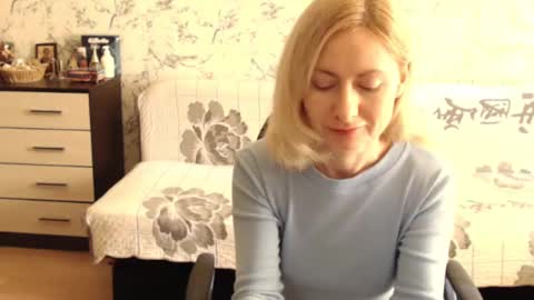 Snapshot of malenamila chatting on September 2025 06:50:02 AM Malena online show from September 2025 06:50:02 AM