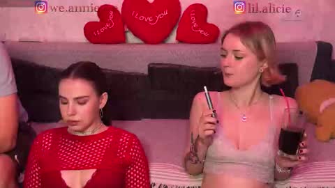 Snapshot of maliinka chatting on February 2026 08:09:02 PM Malinka online show from February 2026 08:09:02 PM