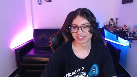 Snapshot of malik_harrison_ chatting on January 2025 04:18:02 PM Malik online show from January 2025 04:18:02 PM