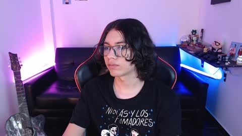 Snapshot of malik_harrison_ chatting on January 2025 06:03:01 PM Malik online show from January 2025 06:03:01 PM