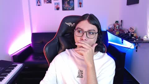 Snapshot of malik_harrison_ chatting on February 2025 02:16:02 PM Malik online show from February 2025 02:16:02 PM