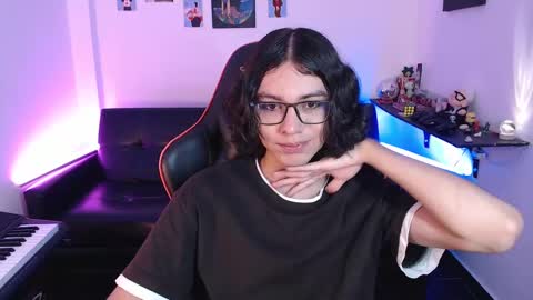 Snapshot of malik_harrison_ chatting on February 2025 03:24:02 PM Malik online show from February 2025 03:24:02 PM